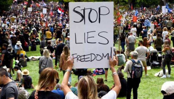 Pristalice i protivnici vakcinacije izašli na ulice u Australiji