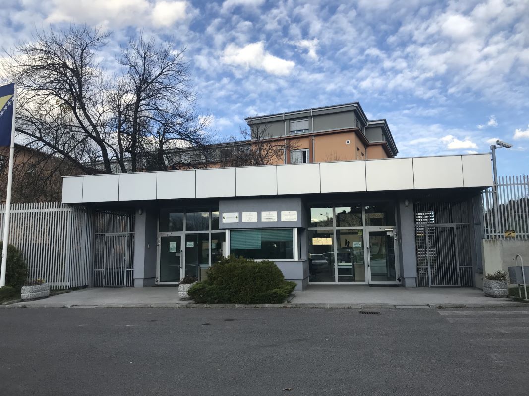 Pritvor Miloševiću i Kašikoviću zbog zloupotrebe službenog položaja