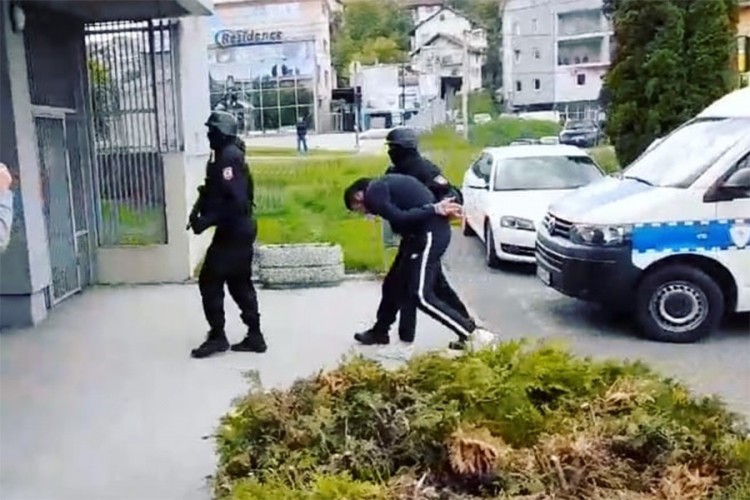 Pritvor Nedeljku Lizdeku koji se dovodi u vezu sa Elezovom grupom