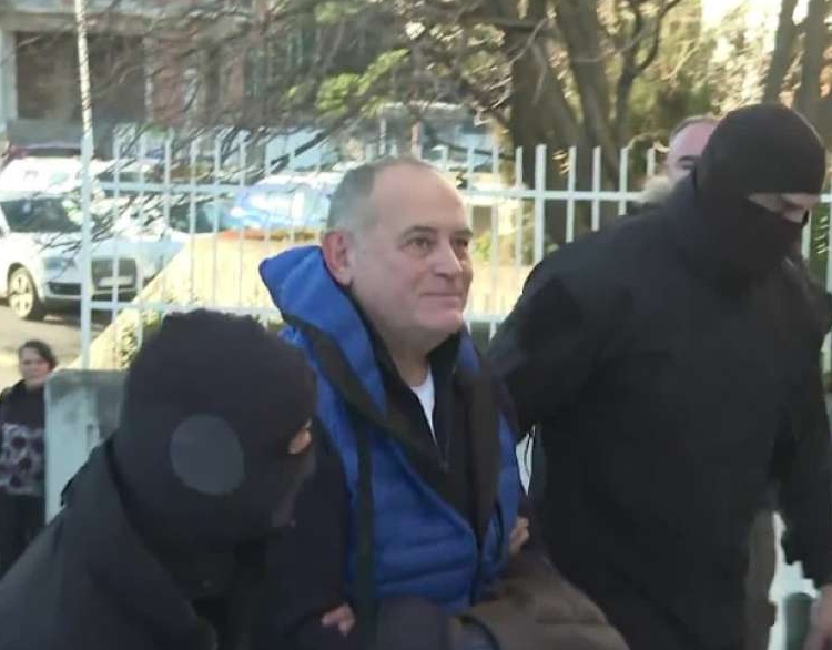 Privatne hotele i restorane plaćao iz budžeta: Bivši ministar u kućnom pritvoru