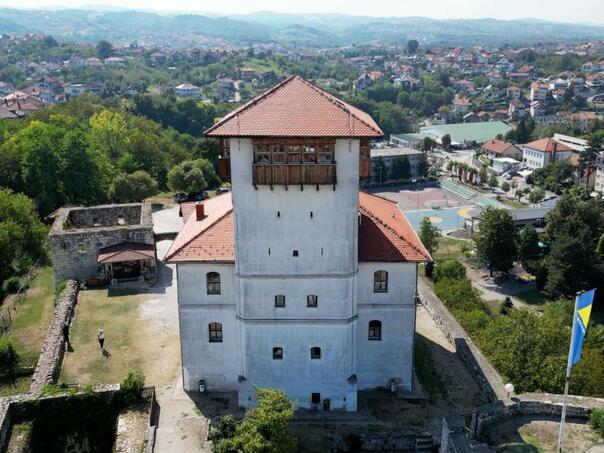 Privredna klima u Gradačcu sve bolja zahvaljujući brojnim projektima