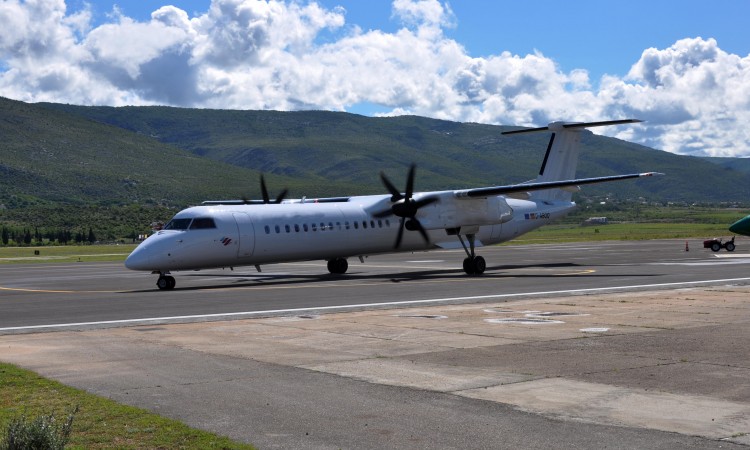 Prizemljeni zrakoplovi crnogorskog avioprijevoznika Montenegro Airlines