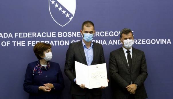 Priznanja Vlade FBiH i novčane nagrade najuspješnijim sportistima