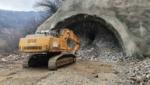Probijen tunel Vranduk na poddionici Vranduk - Ponirak