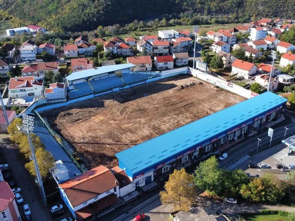 Probijeni rokovi za postavljanje hibridnog terena na Pecari