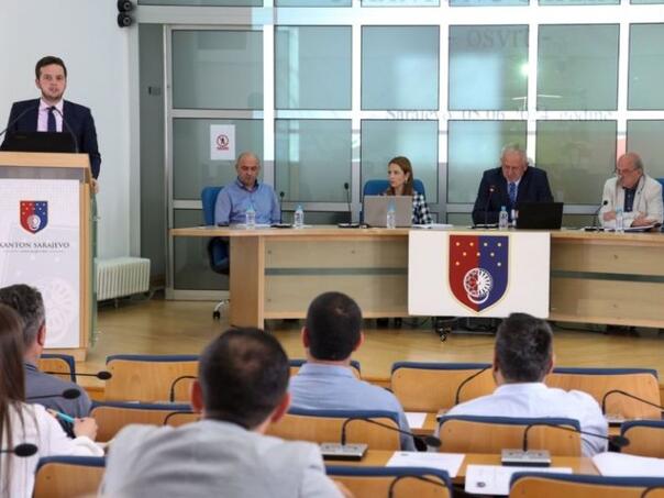 Problem kolektivnih ugovora: Nejednaka prava radnika u KS