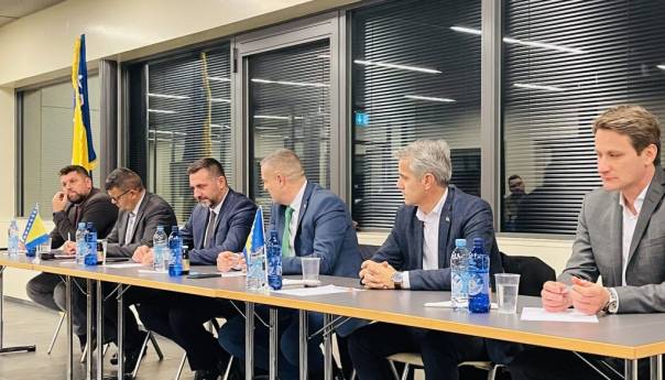 Probosanske stranke iz RS u Cirihu: Svi u isti front