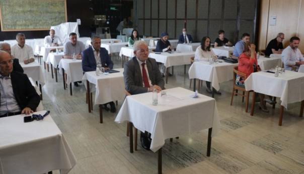 Pročitajte zaključke Predsjedništva SDA