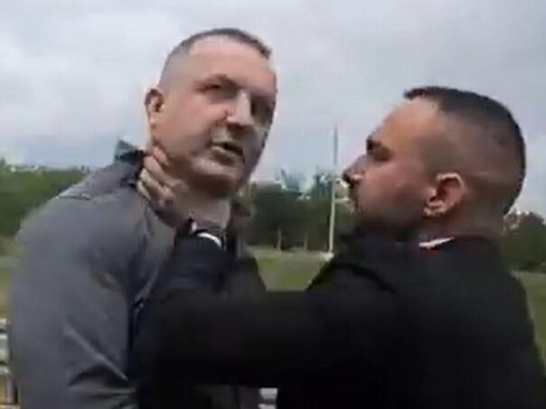 Procurio videosnimak: Sukob pratnje premijera i predsjednika Srbije na putu ka Nišu