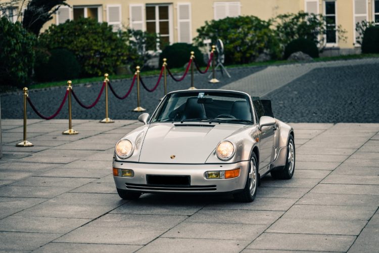 Prodaju Porsche s prijeđenih 120.000 kilometara, vozio ga je samo Maradona