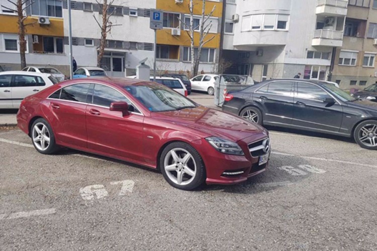 Prodali stan i vozila s falsifikovanim dokumentima, četvero uhapšenih