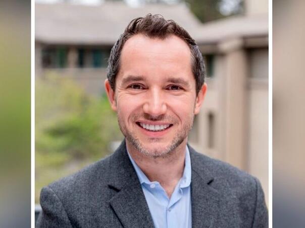 Profesor likvidiran usred dana na ulici u Atini, ubio ga partner bivše supruge