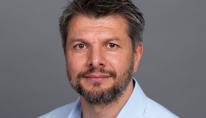 Profesor sa Oxforda: Spremne vakcine protiv korone