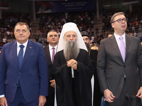 Porfirije: Dižemo srpsku trobojku, jedinstvo nije ograničeno granicama