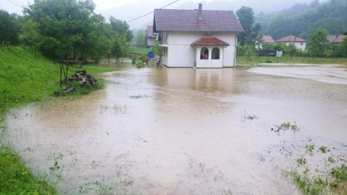 Proglašeno stanje prirodne nesreće u Tuzli