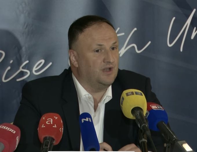 Prointer od danas pod imenom Invictus, žele zaobići sankcije SAD!