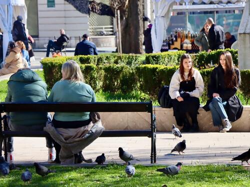 Proljeće namamilo Sarajlije na ulice, pogledajte šta smo zabilježili