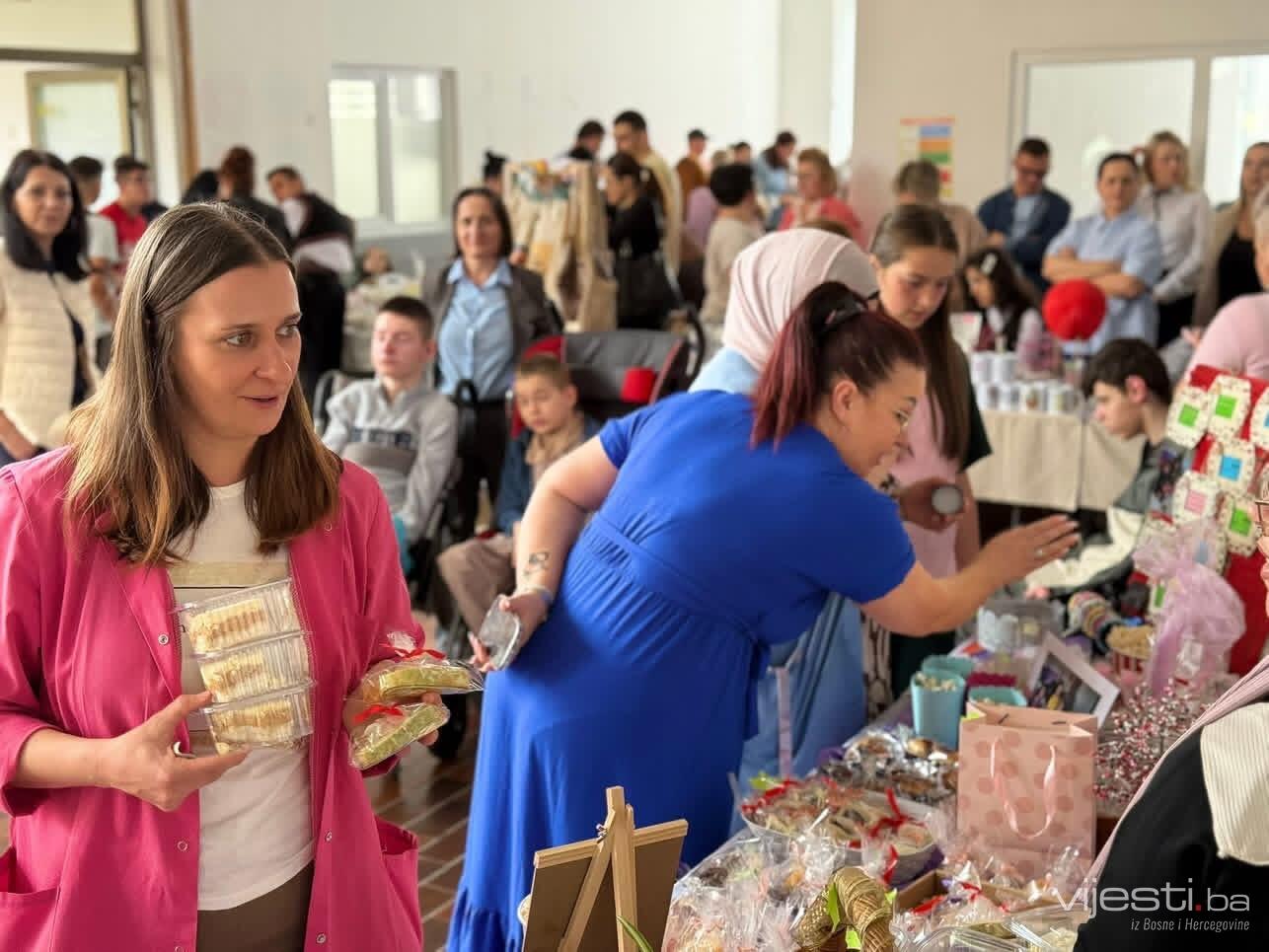 Proljetni bazar u Tuzli: Kreativnost, zajedništvo i inkluzija u fokusu