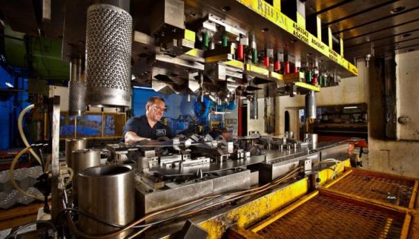 Promet industrije u oktobru veći za 2,6 posto