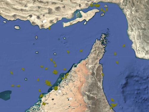 Promet naftnih tankera kroz Hormuški moreuz smanjen za 90 posto