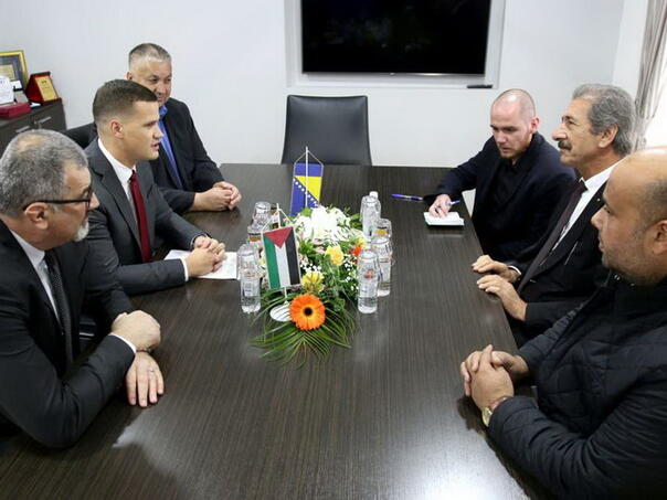 Promocija knjige o Palestini u Tuzli šalje poruku solidarnosti