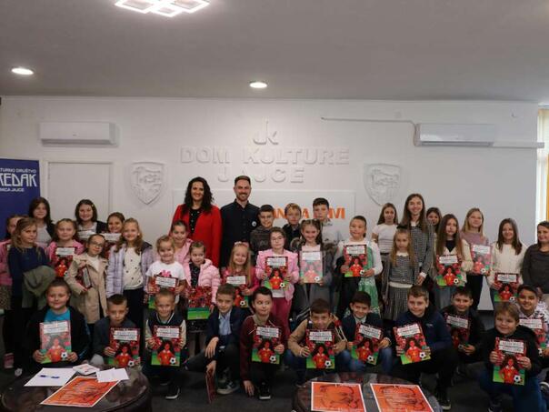 Promocijom slikovnice "Nikad nećeš hodati sama" zaključeni 24. Šopovi dani na Plivi