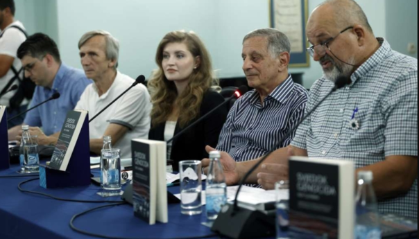 Promovirana knjiga američkog novinara koji je pozivao na intervenciju u BiH