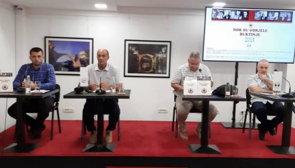 Promovirana knjiga 'Dok su gorjele buktinje', autora Adnana Velagića