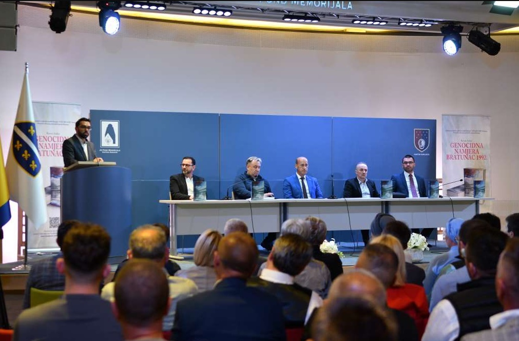 Promovirana knjiga 'Genocidna namjera Bratunac 1992.' autora Ramiza Salkića