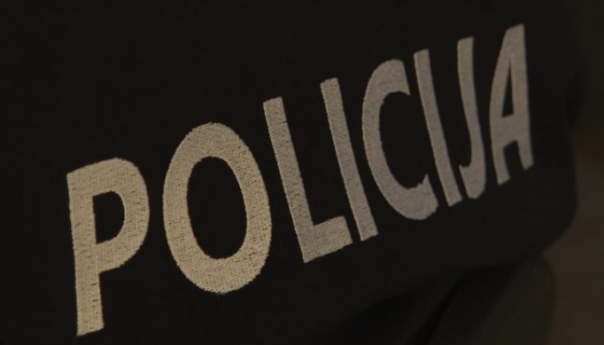 Pronađeno beživotno tijelo lica rođenog 2000. godine: Pored njega i pištolj