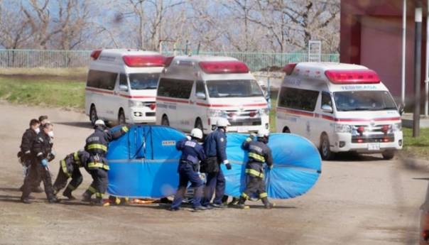 Pronađeno devet osoba nestalih nakon prevrtanja turističkog broda