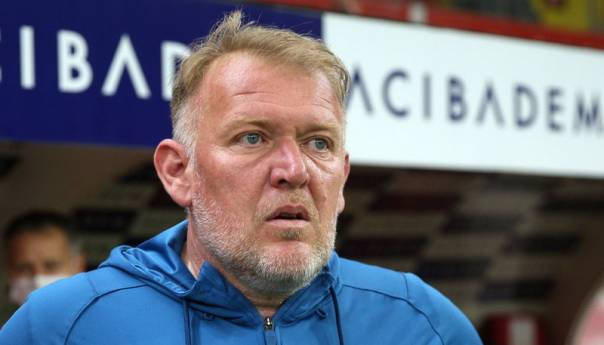 Prosinečki: Igrači Reala i Barcelone su pušili, jedino se ja nisam skrivao