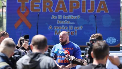 Proširiti budžetske stavke za nabavku novih terapija za oboljele od MS-a