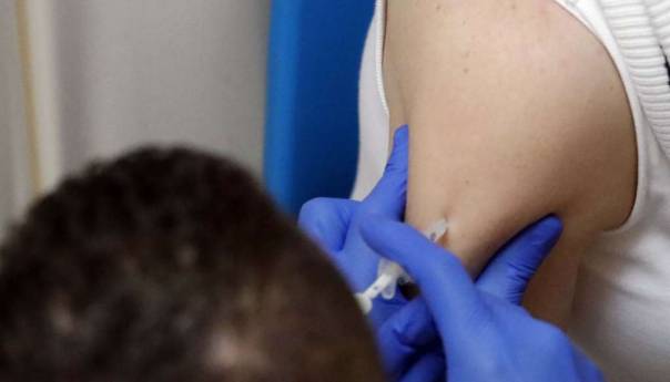 Prosječan dnevni broj novoboljelih tokom protekle sedmice 90