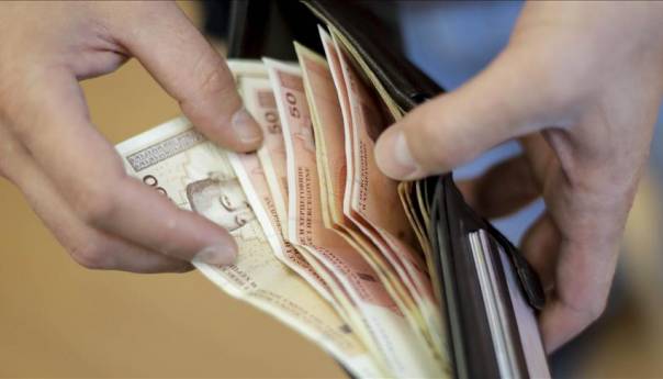 Prosječna martovska plata u RS 978 KM, najniža u građevinarstvu