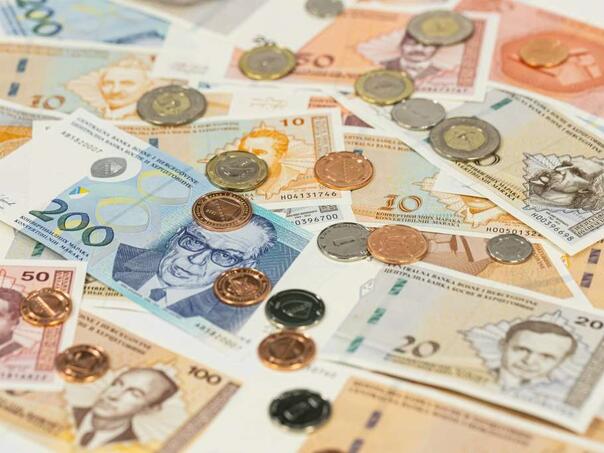 Prosječna plata u BiH u septembru iznosila 1.382 KM