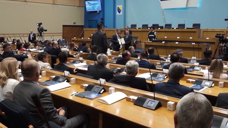 Prošla rodbina i prijatelji: Rezultati glasanja za Vijeće naroda RS