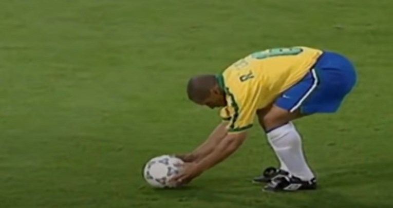 Prošle su 24 godine od 'nemogućeg gola' Roberta Carlosa