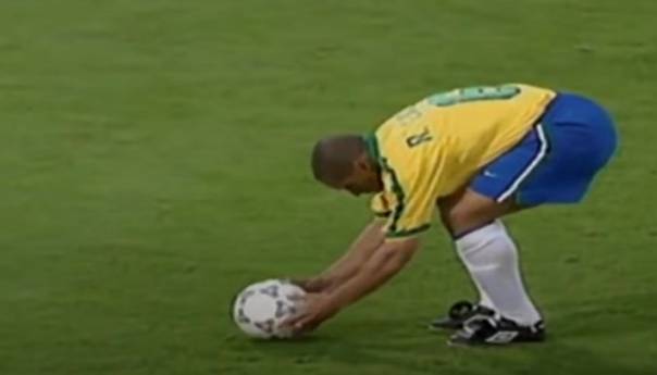 Prošle su 24 godine od 'nemogućeg gola' Roberta Carlosa