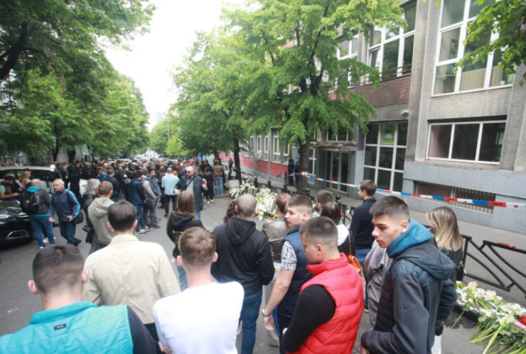 Prosvjetni radnici iz Srbije traže zabranu emitovanja rijalitija