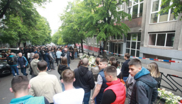 Prosvjetni radnici iz Srbije traže zabranu emitovanja rijalitija