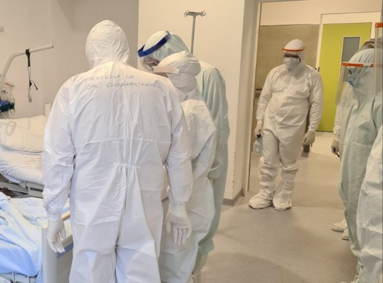 U KS 135 novozaraženih, dvije osobe preminule