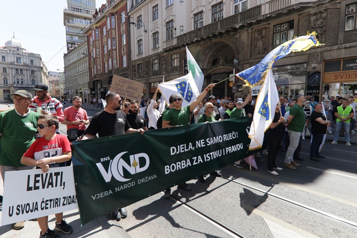 Protest Inicijative 'Iskorak' protiv Povorke ponosa u Sarajevu