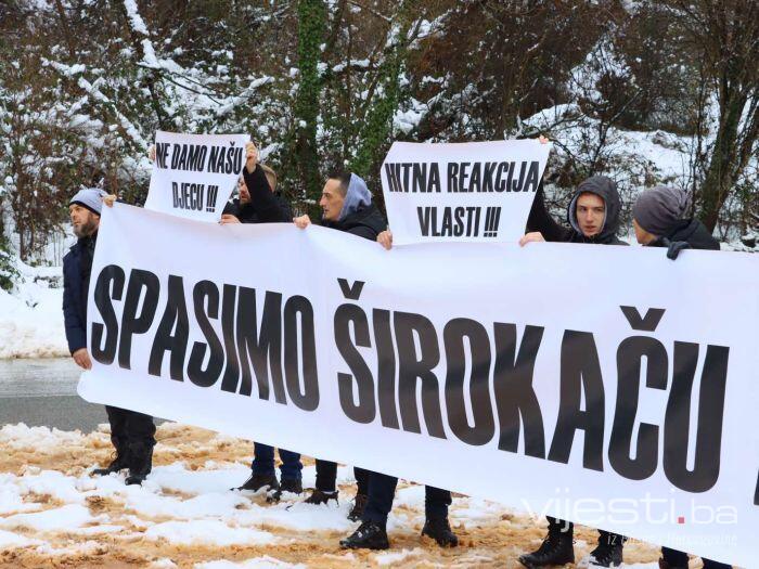 Protest mještana Širokače zbog klizišta: Ako ovo krene neće biti Bistrika