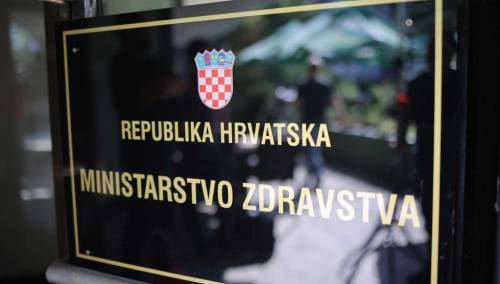 Protest mladih liječnika koji traže reformu zdravstvenog sistema