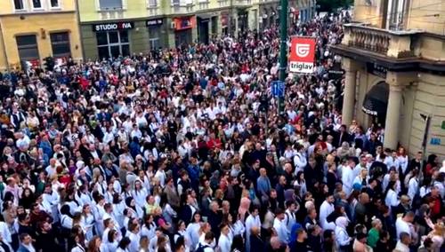 Hiljade građana na protestu nakon pogibije Azre Spahić