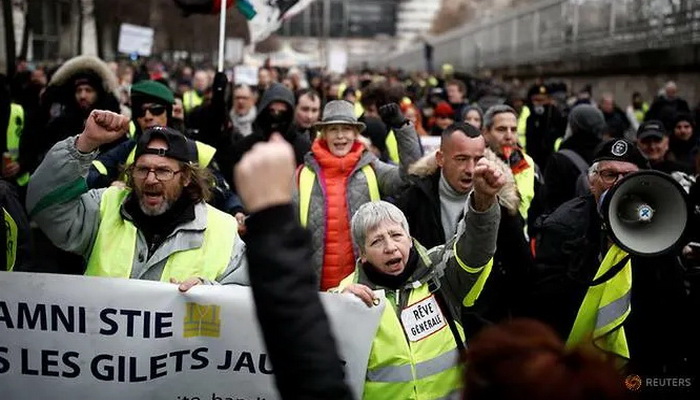 Protest pripadnika pokreta 'Žuti prsluci' u Parizu