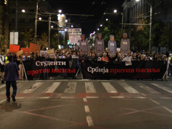 Protest "Srbija protiv nasilja": Demonstranti iskazali nezadovoljstvo radom Republičkog javnog tužilaštva