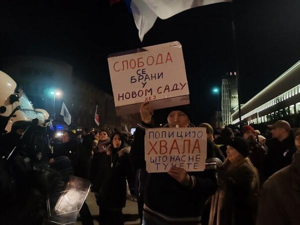 Protest u Novom Sadu, uprkos otkazanom dolasku Vučića