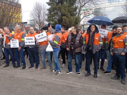 Protest u Sarajevu: Radnici Nove željezare Zenica traže zaštitu čelika